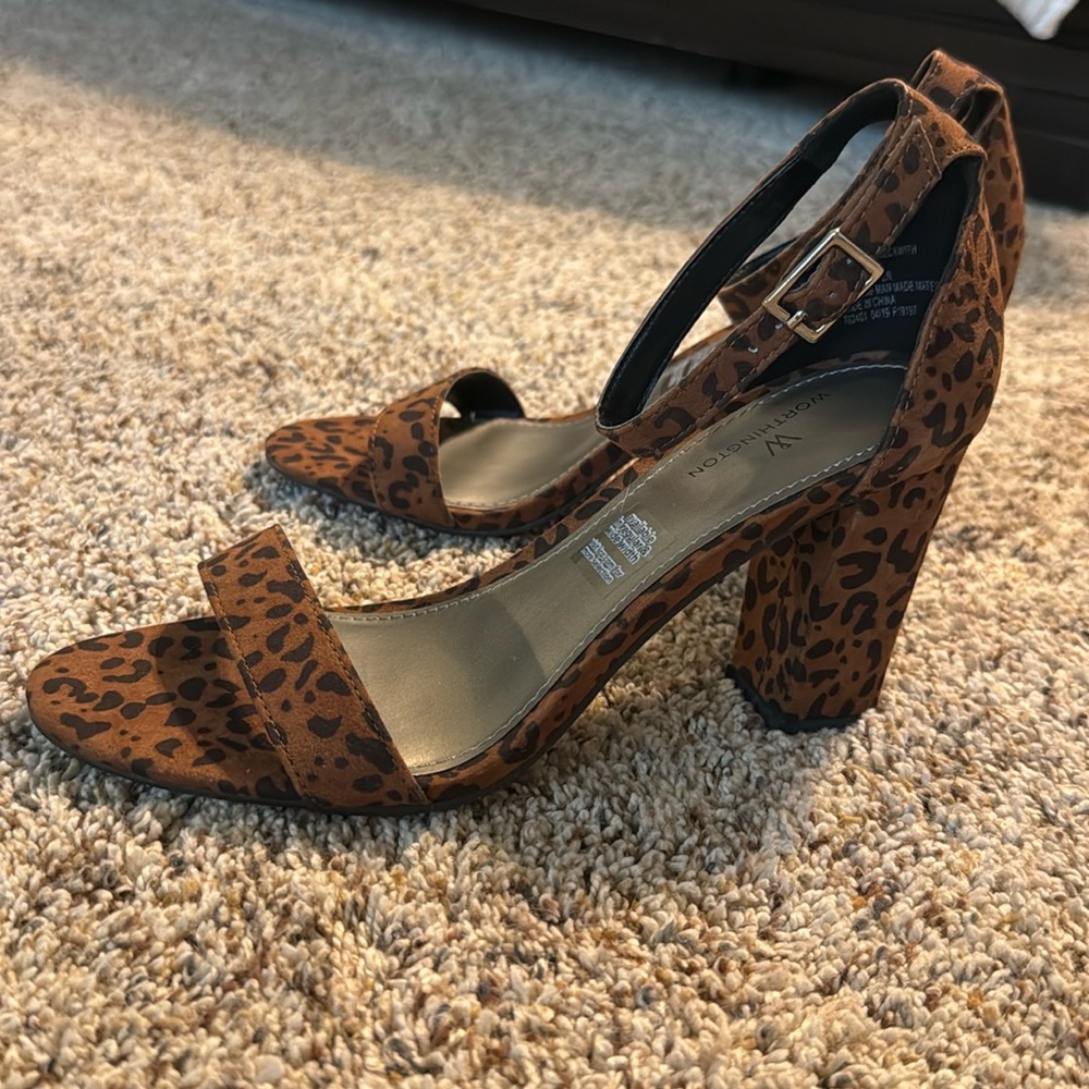 Brand new Worthington leopard print heels